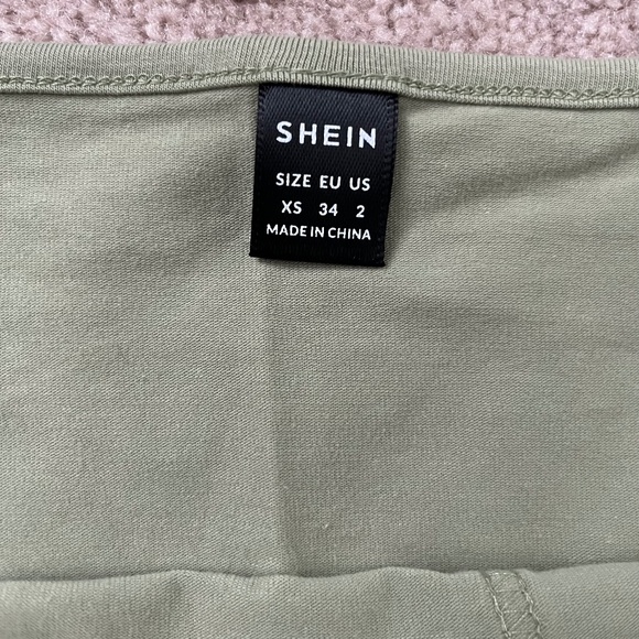 SHEIN MOD Solid Asymmetrical Hem GreenTank Top size XS - Picture 4 of 4